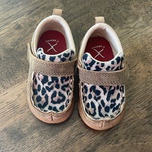 Twisted X Leopard print shoes